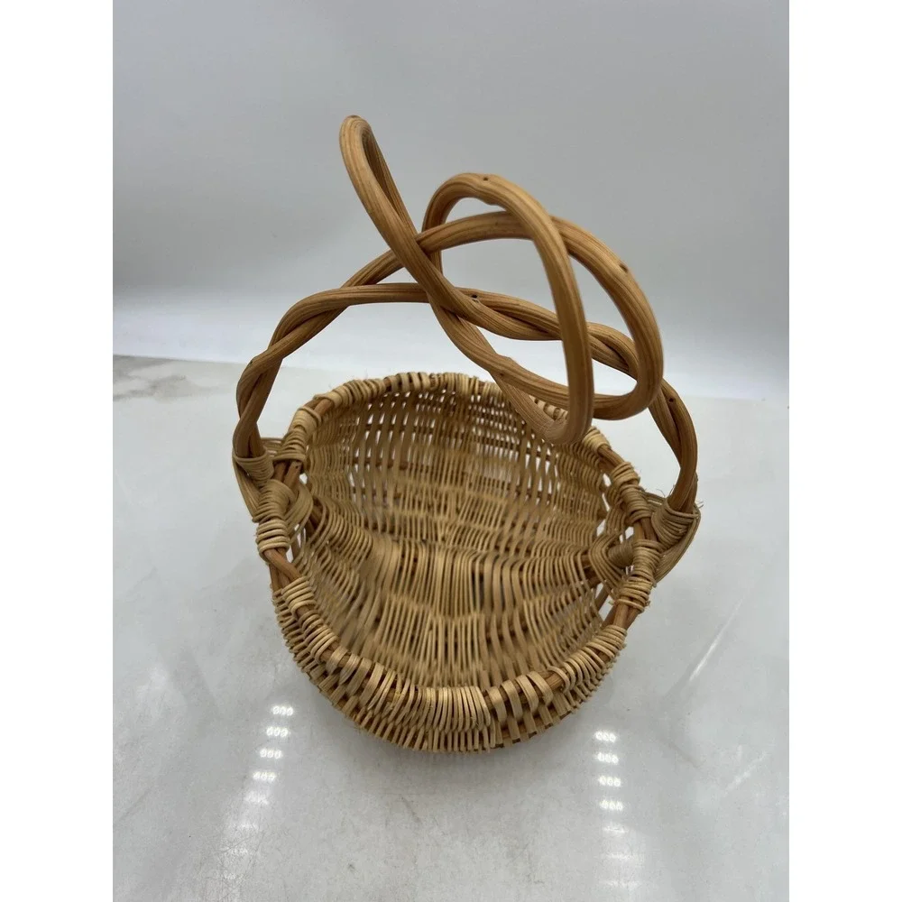 VTG Woven Wicker Buttocks Basket Unique Twisted Loop Handle Natural Boho Decors